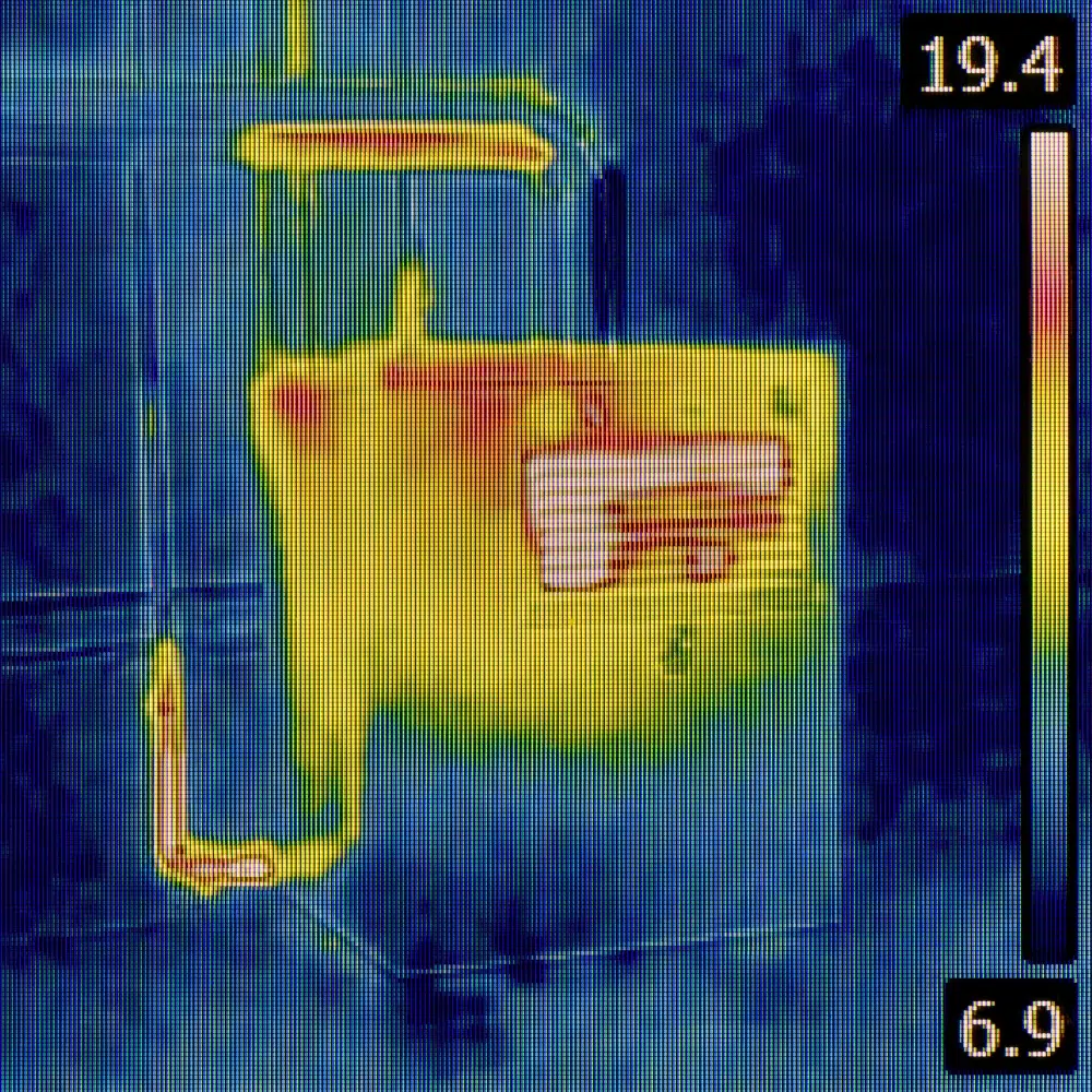 An electronic scan of a shower shows water leak detection on the Gold Coast in a bathroom